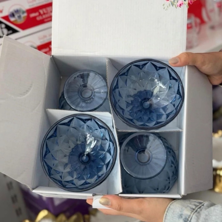بستنی خوری کریستال رنگی