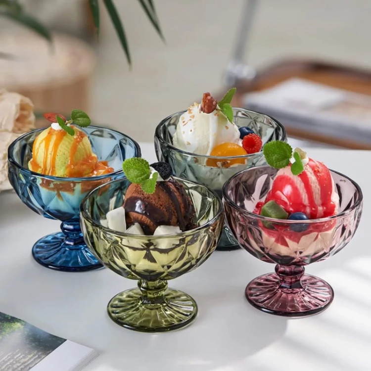 بستنی خوری کریستال رنگی
