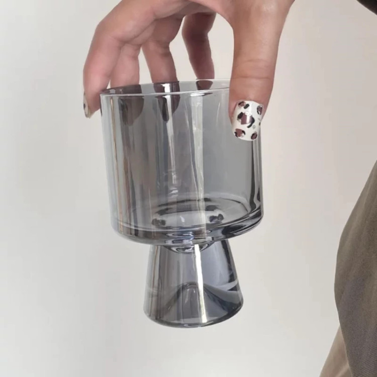 لیوان دسر خوری پایه دار