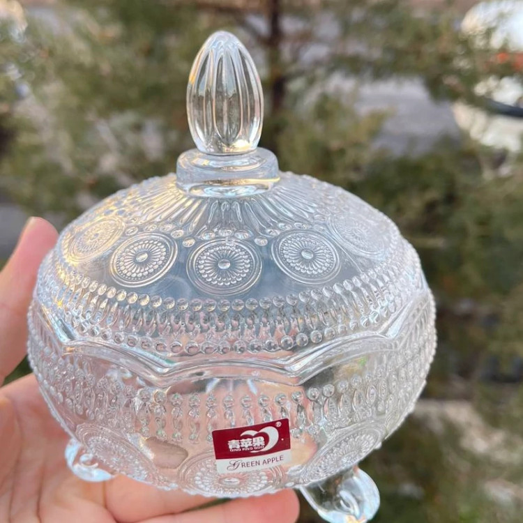 قندان سه پایه