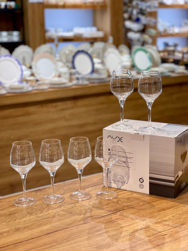 گیلاس stemware برند nude